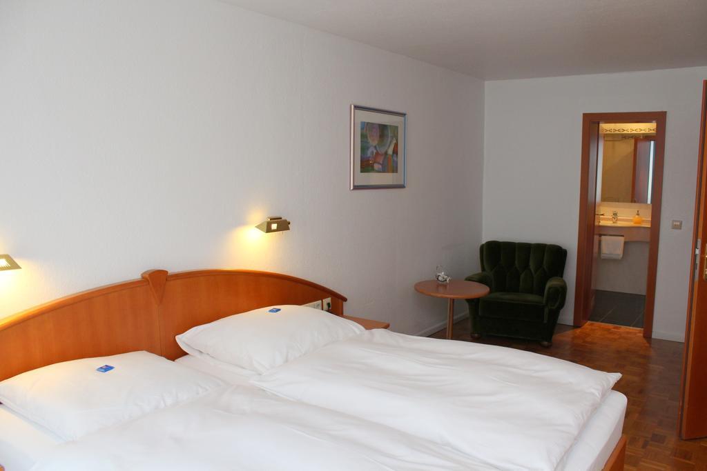 Hotel Sonne Leinfelden-Echterdingen Phòng bức ảnh